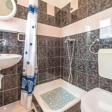 9 Bedroom In Tribunj * Tribalj