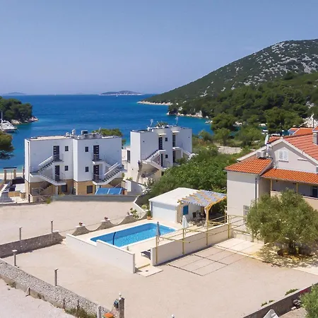 9 Bedroom In Tribunj Holiday home *
