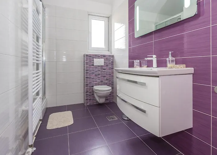 9 Bedroom In Tribunj * Tribalj